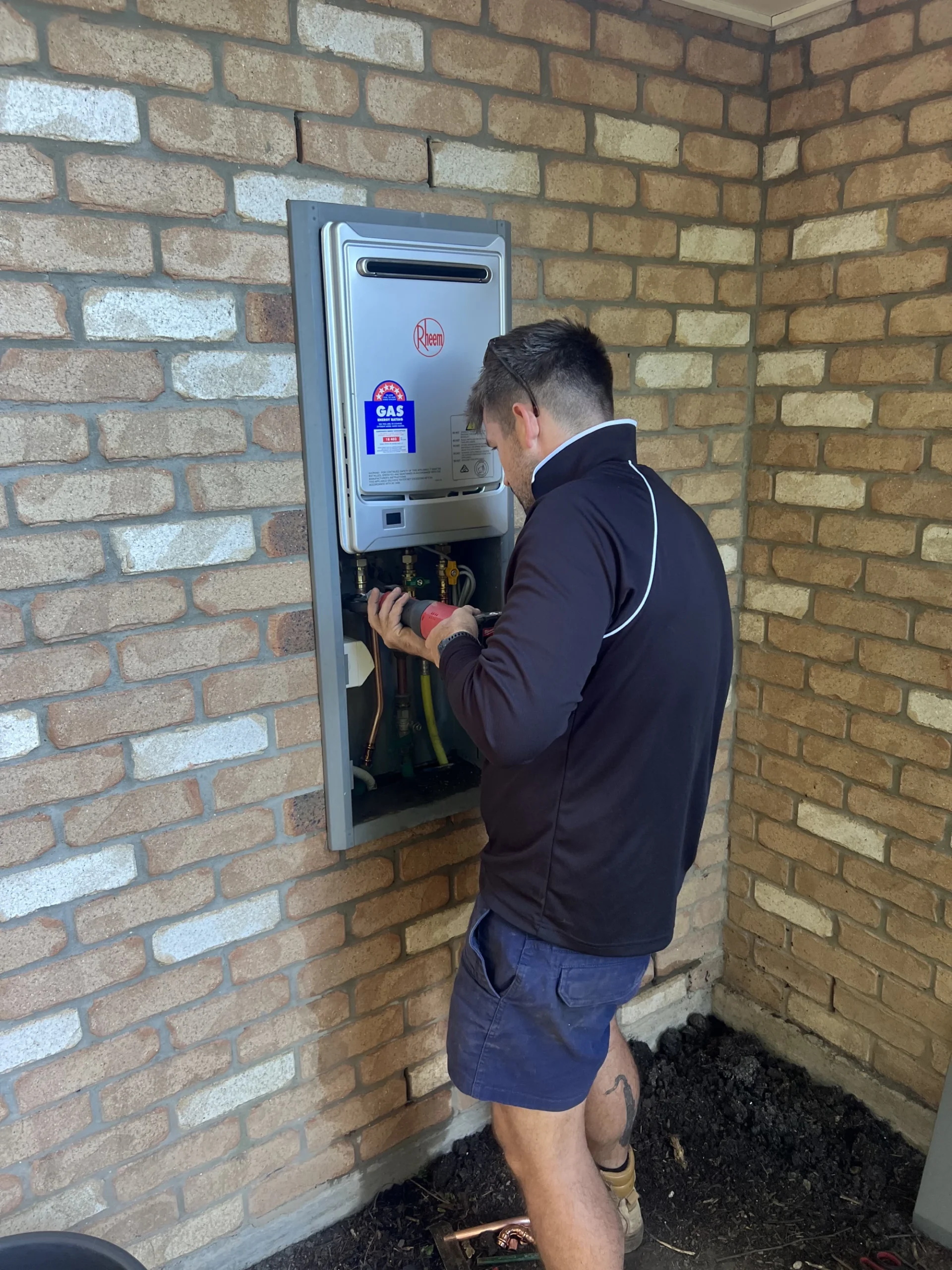 Gas appliance installation in a Redcliffe home