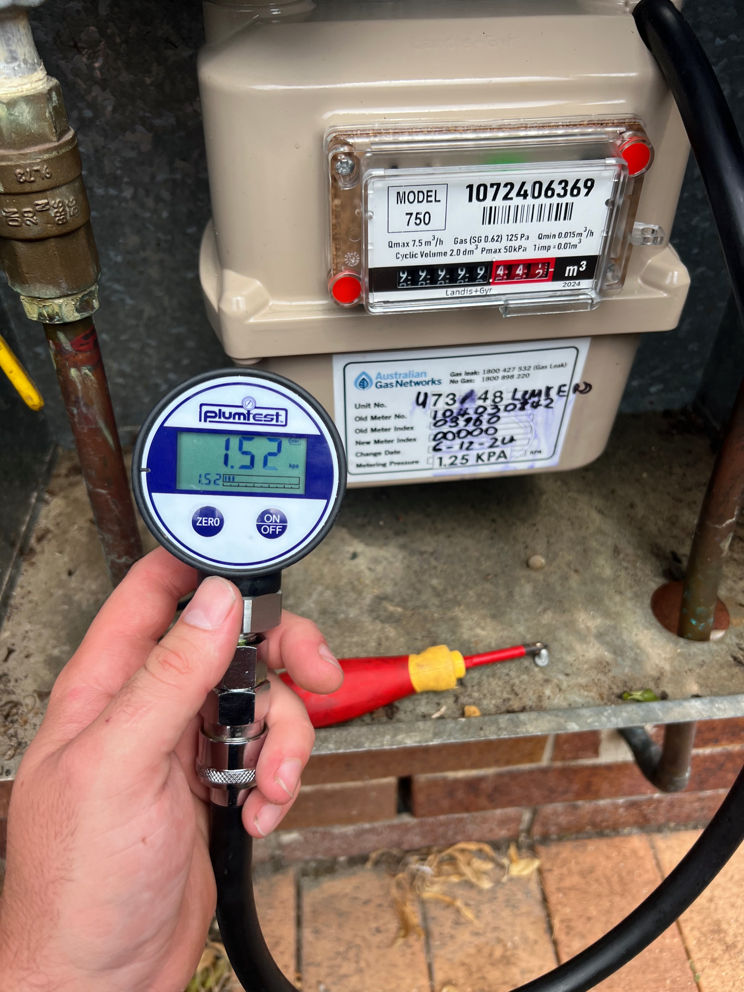 gas plumbing maintenance and safety check